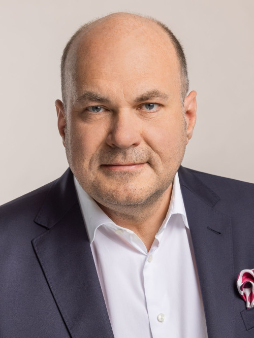 Ulrich Peters, LL.M.