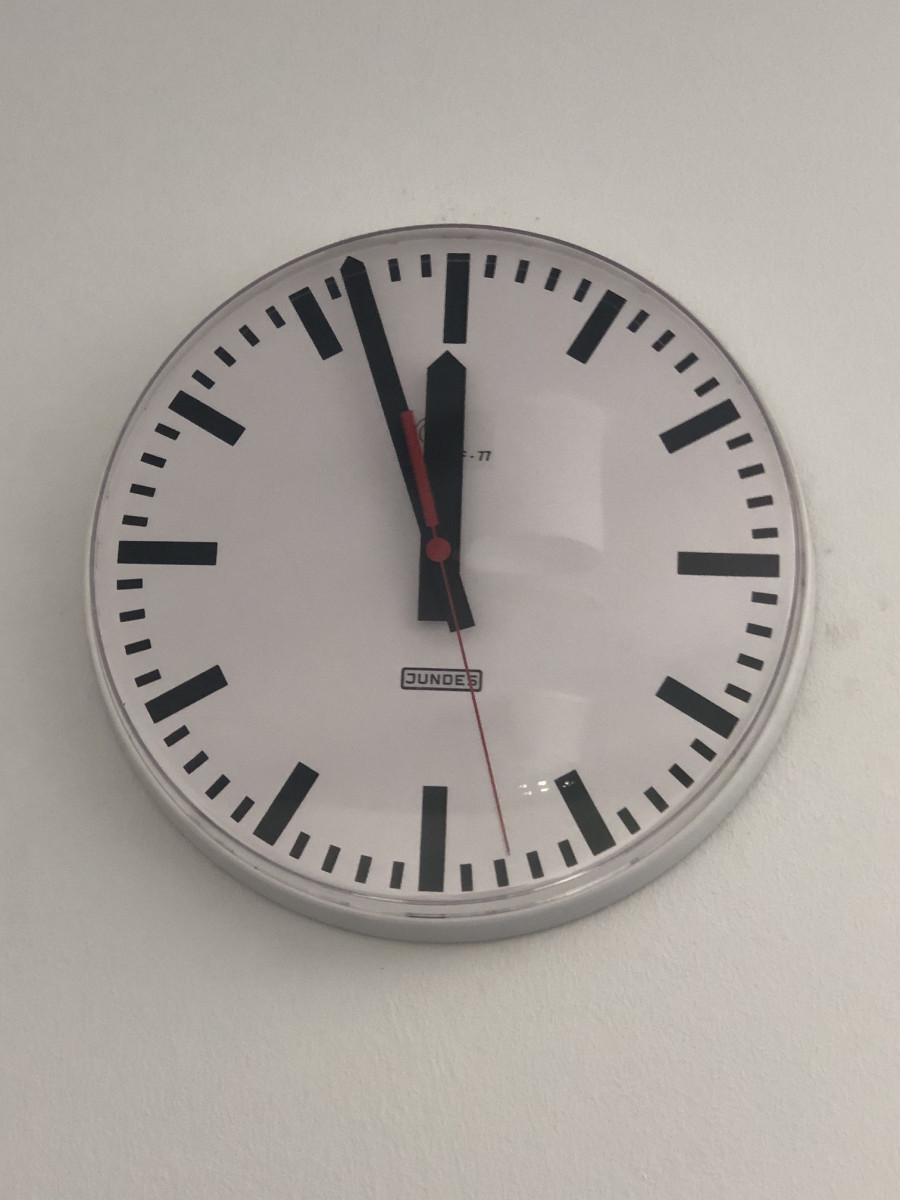 Dem Gl&uuml;cklichen schl&auml;gt (k)eine Stunde!